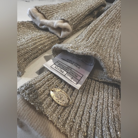 Chanel 05A arm warmers one size - Picture 2 of 4
